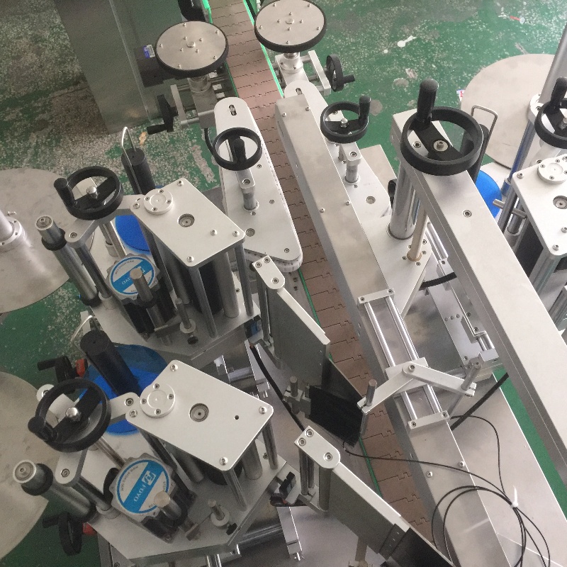 Labeling machine 